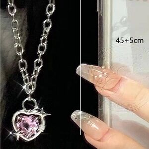 Silver heart necklace